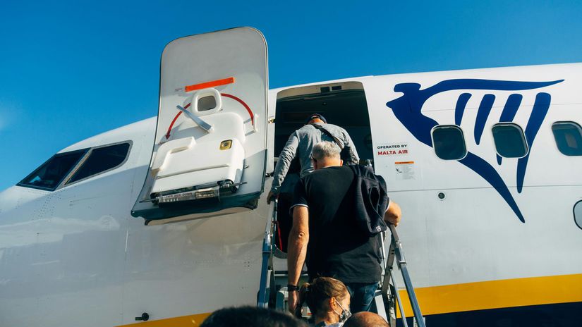 Ryanair men&iacute; politiku sedadiel pre rodiny: Konč&iacute; sa garancia v&yacute;beru zdarma pri rezerv&aacute;cii