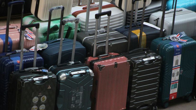 Bratislavsk&eacute; letisko z&iacute;skalo titul eur&oacute;pskeho skokana roka, počet cestuj&uacute;cich nar&aacute;stol o vy&scaron;e 150 %. Kam Slov&aacute;ci vo febru&aacute;ri lietali najčastej&scaron;ie?