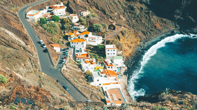 Dovolenkov&yacute; paradox: K&yacute;m do tejto krajiny sa tento rok celkovo doval&iacute; rekordn&yacute;ch 100 mili&oacute;nov turistov, niektor&eacute; jej regi&oacute;ny z&iacute;vaj&uacute; pr&aacute;zdnotou