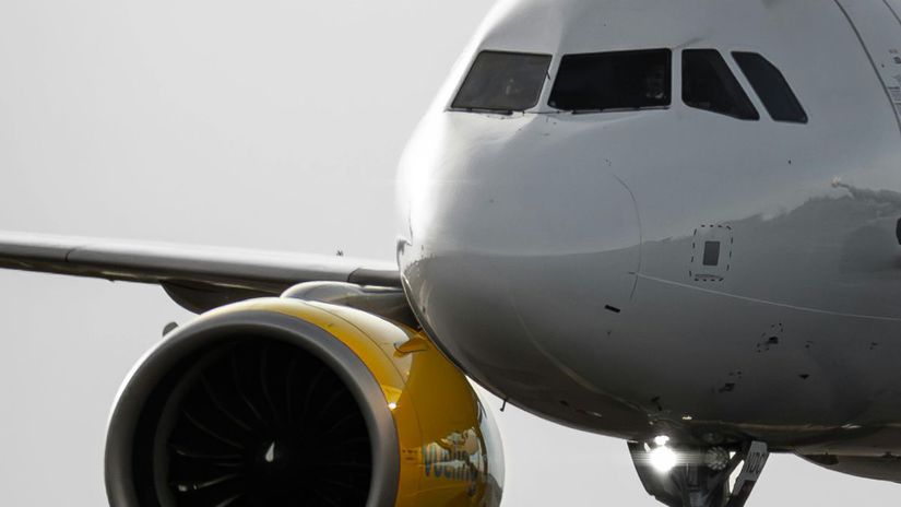 Cestovn&yacute; chaos v Eur&oacute;pe: D&ocirc;ležit&eacute; letisko sa od &scaron;tvrtka na mesiac &uacute;plne odmlč&iacute;, Ryanair zru&scaron;il v&scaron;etky lety