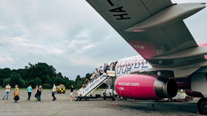 Dve hodiny me&scaron;kania a dosť. Wizz Air zav&aacute;dza platen&uacute; poistku na okamžit&yacute; &bdquo;repar&aacute;t&ldquo; cesty