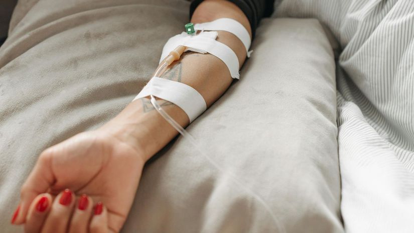 Nos&iacute;me si z dovoleniek namiesto suven&iacute;rov rozsudok smrti? Exotick&aacute; choroba si v Slovinsku po 30 rokoch vyžiadala život