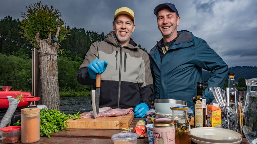 Bryndza s olivami či &scaron;od&oacute; s lesn&yacute;mi čučoriedkami: Pozrite sa, ak&eacute; gastro &scaron;peciality varil legend&aacute;rny &scaron;&eacute;fkuch&aacute;r priamo na tatransk&yacute;ch chodn&iacute;koch
