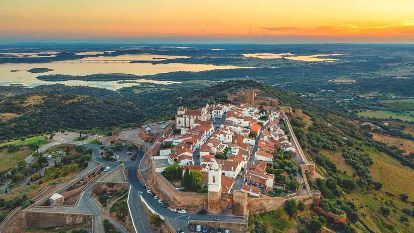 Objavte Portugalsko mimo turistick&yacute;ch davov: &Eacute;vora, &Oacute;bidos, Peneda-Ger&ecirc;s a ďal&scaron;ie tipy, ktor&eacute; v&aacute;m uk&aacute;žu krajinu v &uacute;plne inom svetle