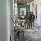 Vojaci v škole v Beslane