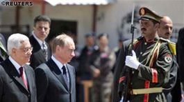 Putin odovzdal Abbásovi pozdrav od Trumpa