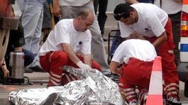 V Topoľčanoch prešli chodca ležiaceho na ceste