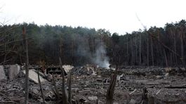 Vojenský opravárenský podnik v Novákoch po výbuchu