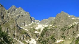 Babie leto láka do Vysokých Tatier, schodné sú ešte všetky cesty