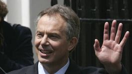 Tony Blair bude ekonomickým poradcom Kazachstanu, podpísal tučný kontrakt