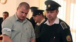 Prokurátorka navrhla expolicajtovi Petlušovi zvýšiť trest. Na doživotie