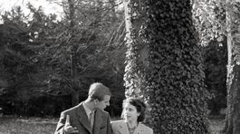 Kráľovná Alžbeta a princ Filip