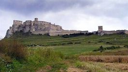 Spišský hrad láme rekordy návštevnosti. Čo prilákalo 200-tisíc ľudí?