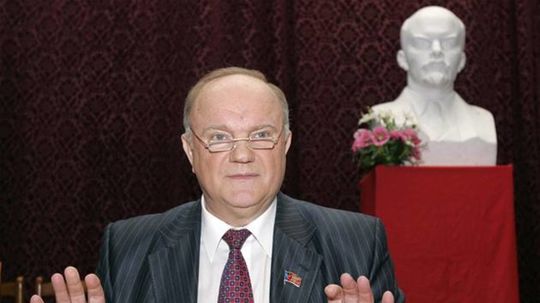 Vodca ruských komunistov Zjuganov odmieta kandidovať na prezidenta