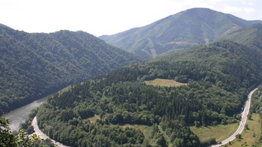 Výstavba priehrady v Strečnianskej úžine by...