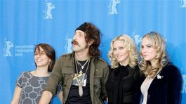 Zľava: Vicky McClure, Eugene Hutz, Madonna a Holly Weston