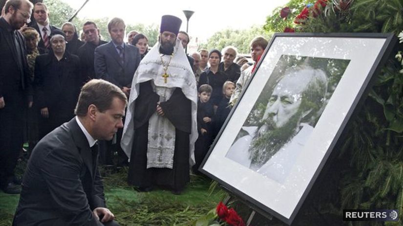 Pohreb Solženicyna