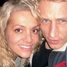 KVÍZ: Poznáte slávne slovenské páry na fotkách z mladosti? Pri 7. a 9. sa poriadne zapotíte