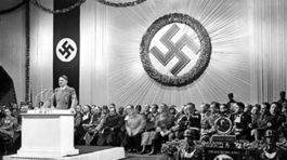 Adolf Hitler by mal 120 rokov. Bez hospodárskej krízy by nebol nikto