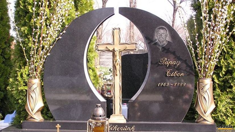 Hrob Tibora Pápaya