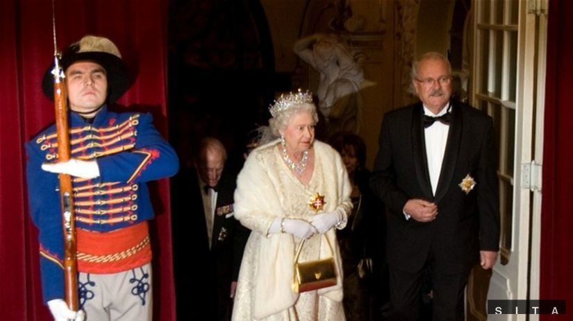 Britská kráľovná Alžbeta II. a slovenský...