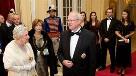 Britská kráľovná Alžbeta II. a slovenský prezident Ivan Gašparovič