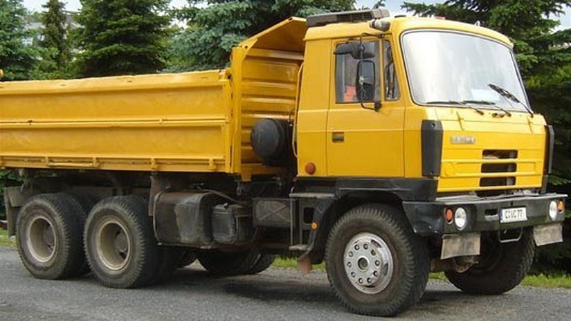 Tatra 815