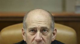 Súd v Izraeli uznal expremiéra Olmerta vinným z korupcie