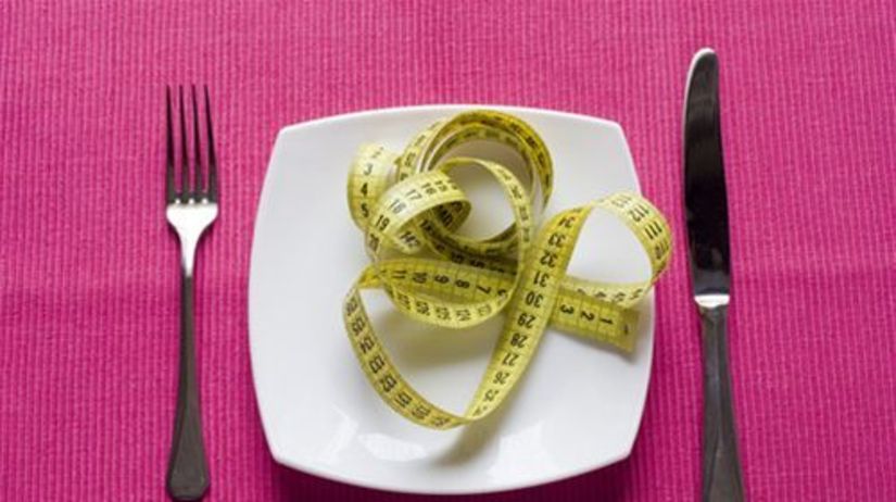 chudnutie - diéta - obezita - meter - tanier a...