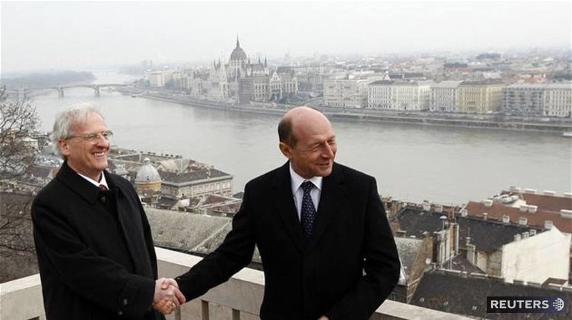 Sólyom, Basescu
