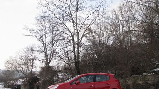 Vďaka skvelo naladenému podvozku je Corsa GSi...