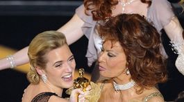 Kate Winslet (vľavo) a Sophia Loren