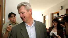 Pojednávanie v kauze exministra Szigetiho odročili 