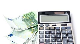 Daniari za vás vyplnia daňové priznanie, začínajú s autami