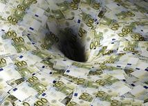 Euro, peniaze, ekonomika
