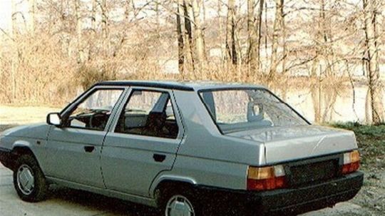 Škoda Favorit Sedan