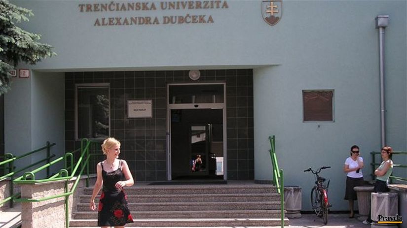 Trenčianska univerzita A.Dubčeka
