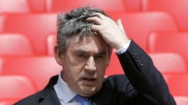 Britský expremiér Brown: Svet pomaly smeruje k ďalšej kríze