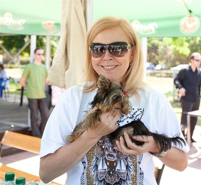 Marta Sládečková aj so štvornohou spoločníčkou