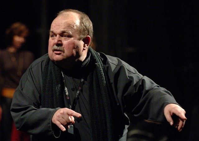 Režisér Jozef Bednárik mal garsónku v Nitre.