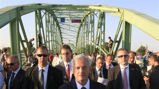 Zomrel maďarský prezident László Sólyom