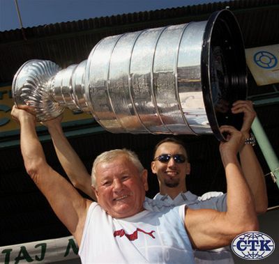 Miroslav Šatan a jeho žiacky tréner Jozef Nemec.