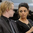 Maculay Culkin a Mila Kunis