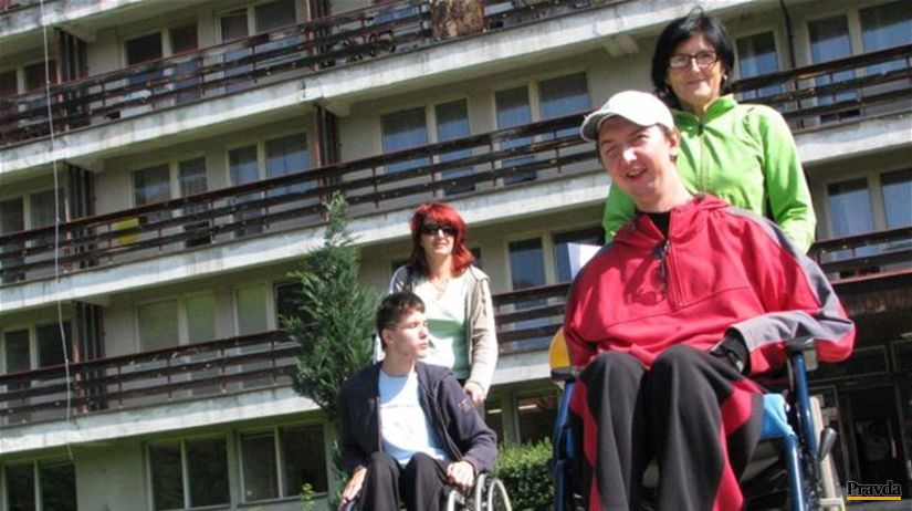 vozíčkari, vozíček, zdravotne postihnutí