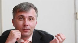 Vozár z SAV: Meniť ústavu pre Mečiarove amnestie netreba