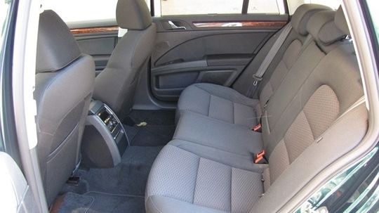 Toľko miesta v strednej triede nikde inde...