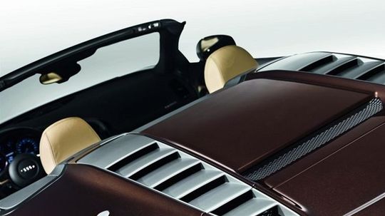 Motor 5.2 FSI má výkon 368 kW.