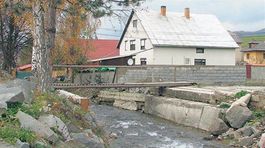 Sever Slovenska zasiahli intenzívne búrky, viaceré oblasti zaplavilo