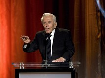 Kirk Douglas