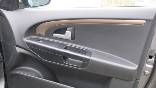 Výplne dverí sú pomerne jednoduché.